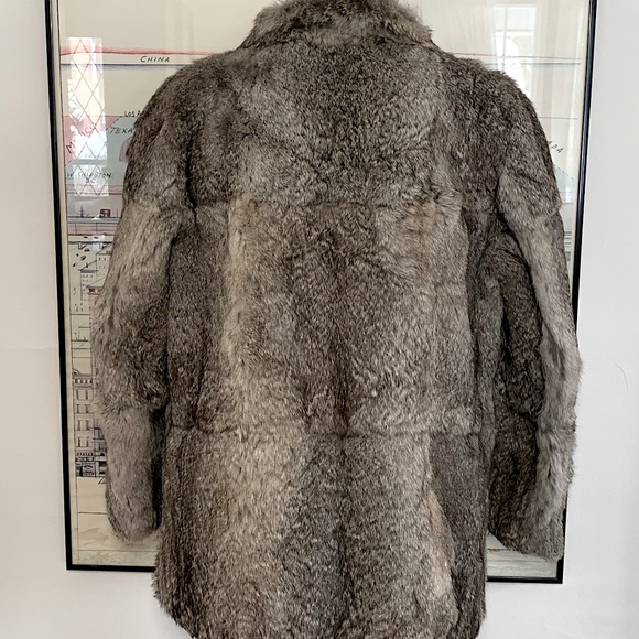 Fur coat | Rabbit in beautiful greys, whites and black. Size 44 - Picture 3 of 9